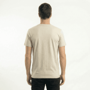 Maglietta in canapa uomo natural abbigliamento sostenibile e termoregolante.