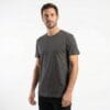 Maglietta in canapa uomo grigio abbigliamento sostenibile e termoregolante.